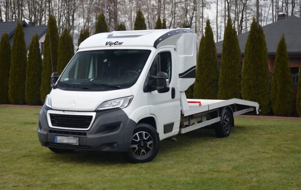 Peugeot Boxer  Peugeot Boxer Laweta 3.0 Diesel – 2016 rok – Bezwypadkowa – Salon Pols