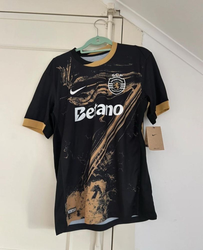 3º Equipamento do Sporting - Época 24/25