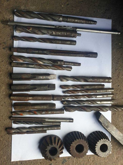 Інструмент одним лотом