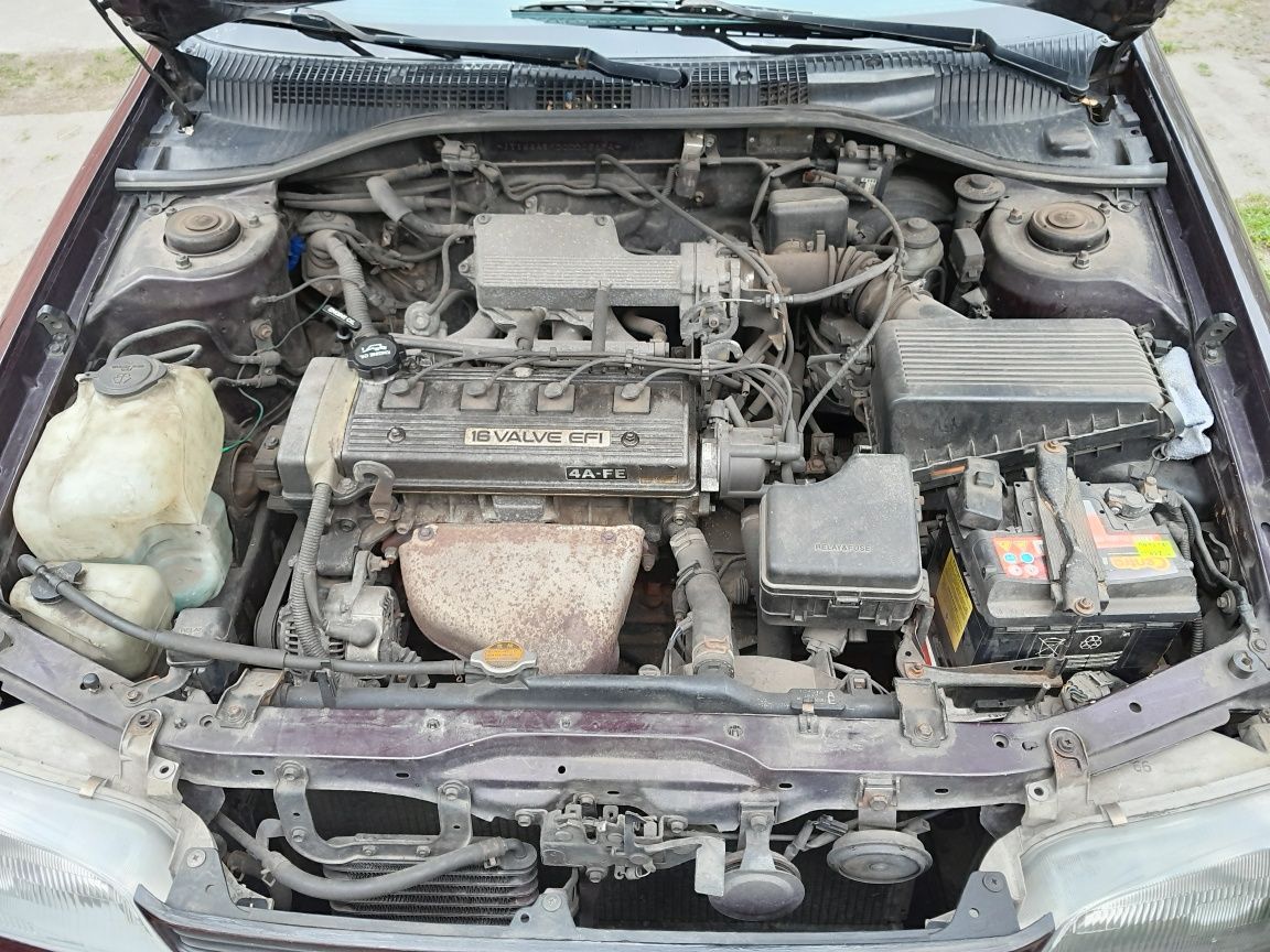 Carina E 93rok benzyna 1.6