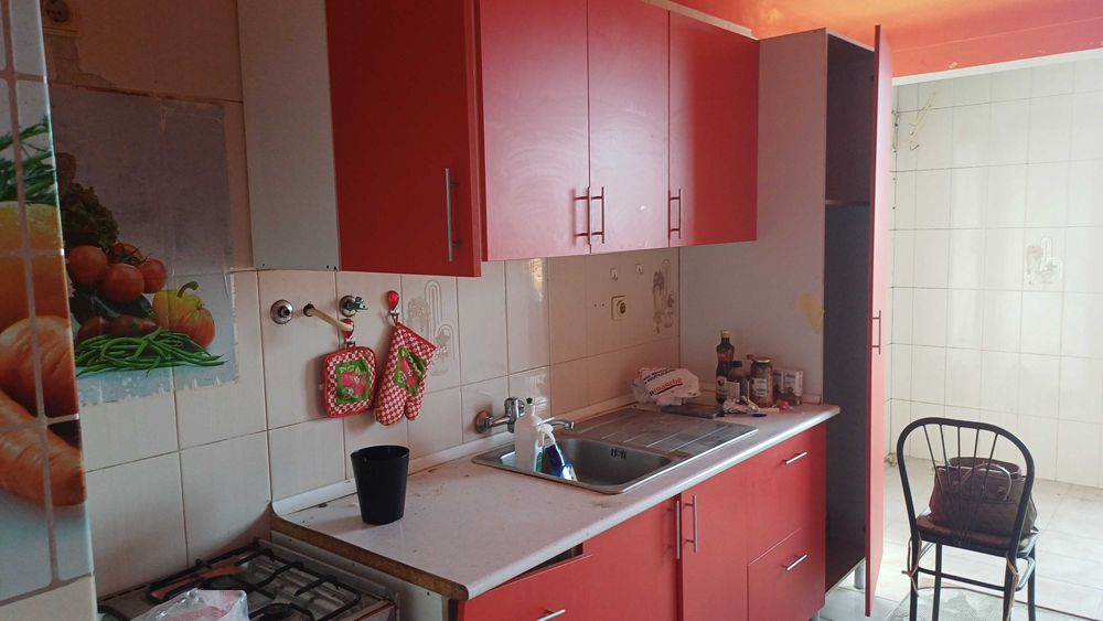 Apart.T2 com varandas e arrecadação na Moita