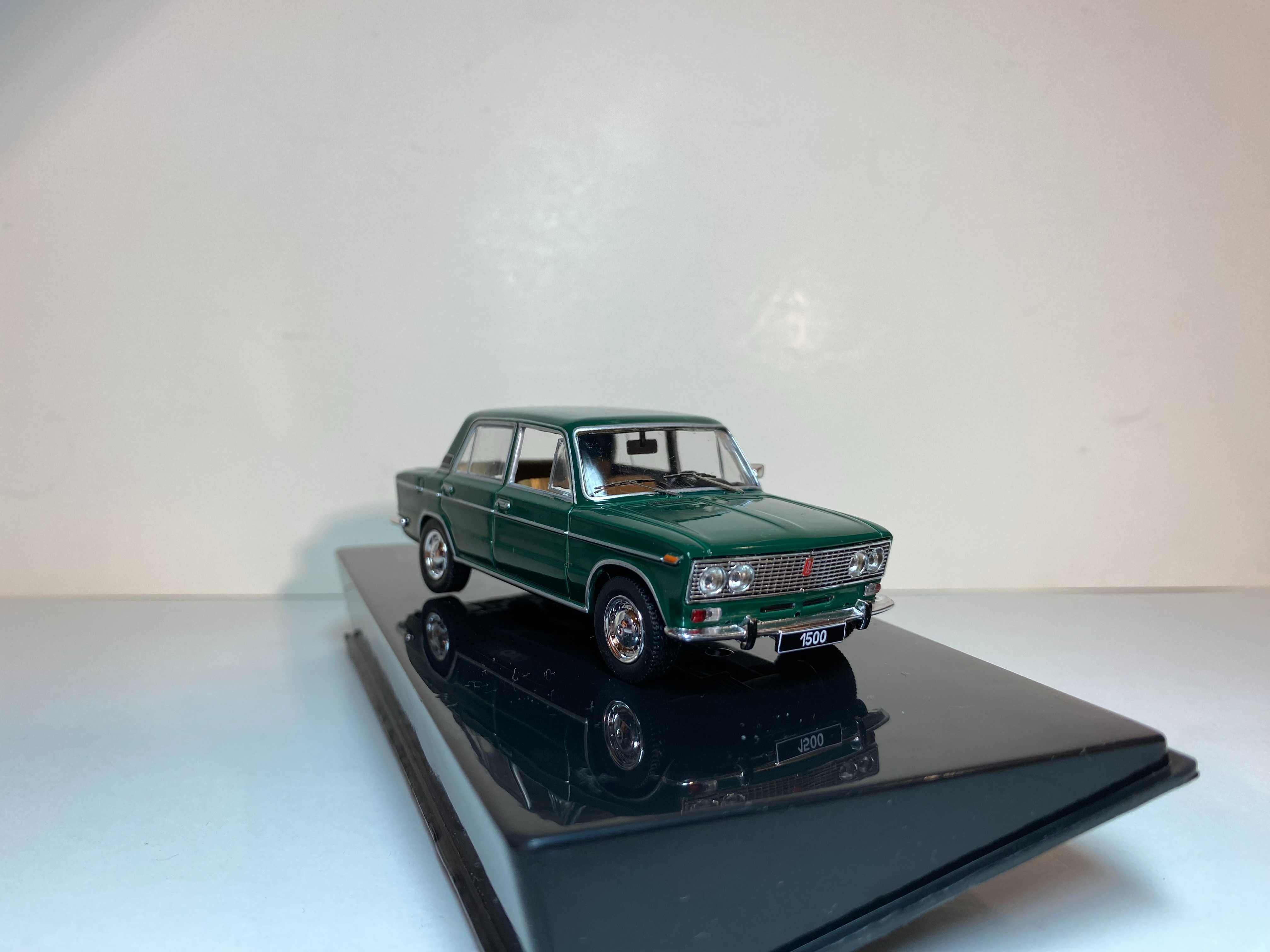 ВАЗ-2103/Lada-1500 1980г. 1/43 IXO Models (CLC 463N.22)