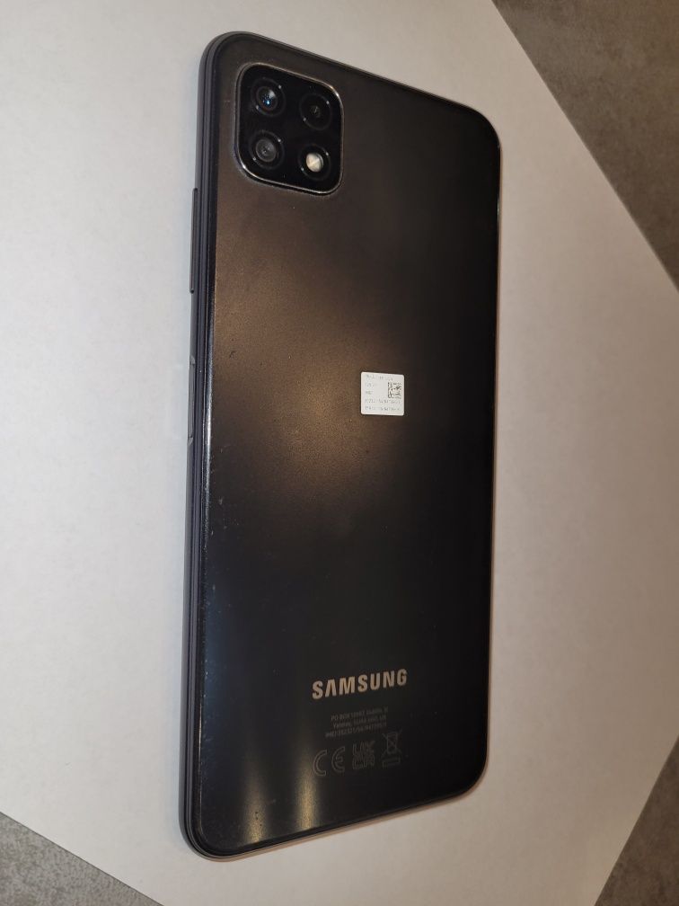 Samsung Galaxy A22 5G
Telefon używany, w zestawie pu