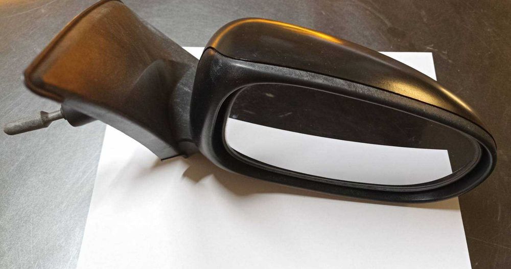 Дзеркало праве механічне до Nissan almera N16