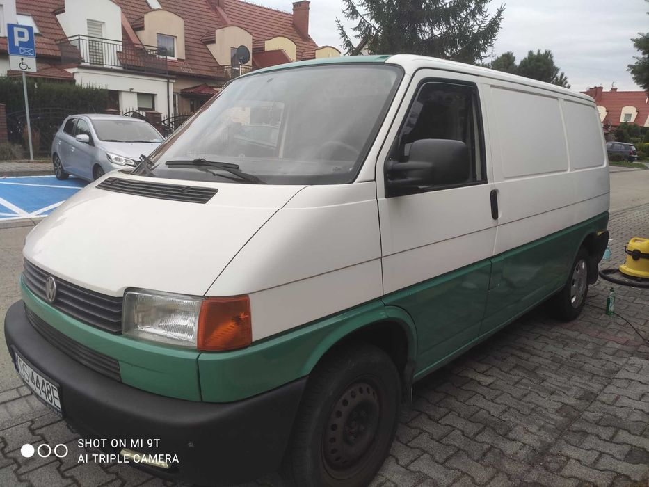 VW T4 Camper Mini – niezawodny i gotowy do podróży!