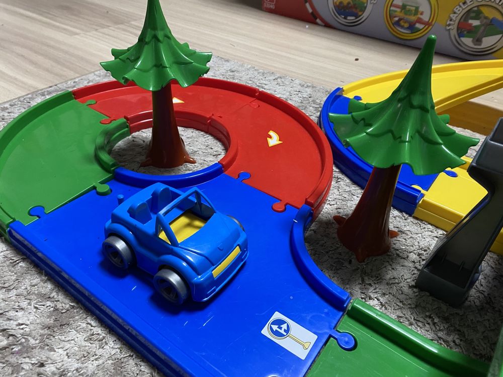 Zabawkowy garaż, parking dla dzieci Wader