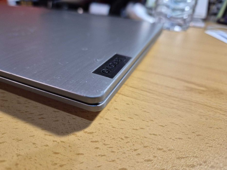 Lenovo IdeaPad 3 | i7 • 12GB RAM • SSD 256GB • GeForce MX330