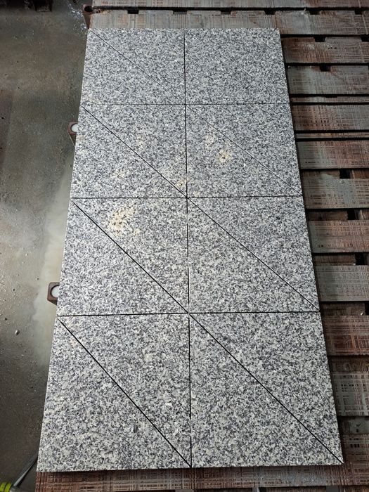 Płyty granitowe / chodnikowe/  40x30x3