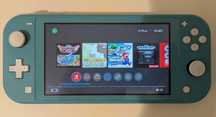 Vendo Nintendo Switch Lite 32 GB em ótimo estado e com pouquíssimo uso