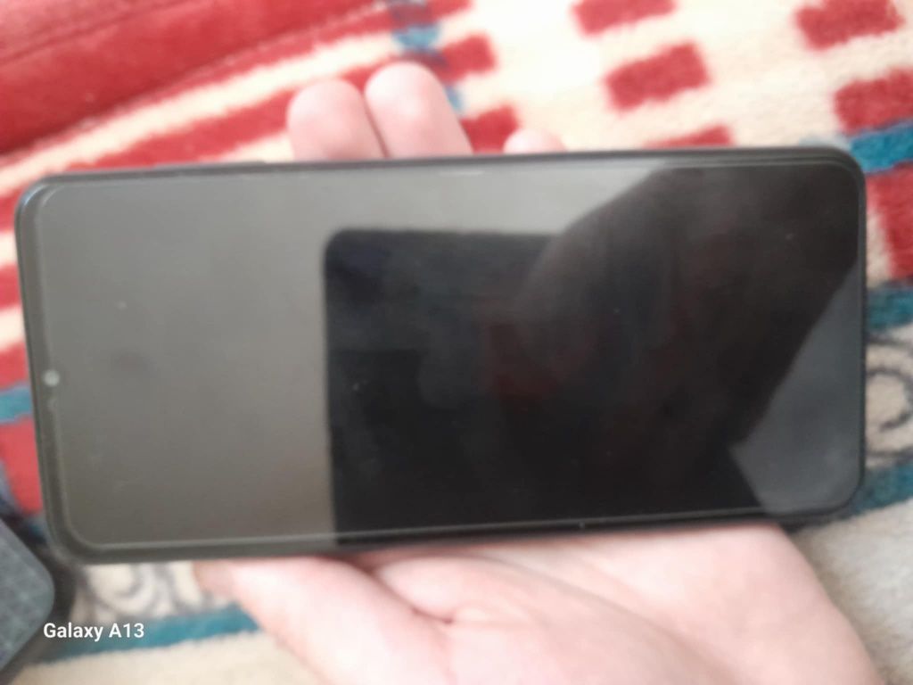 Zamienię się telefonem samsung a13 za i ponad 11 w dobrym stanie