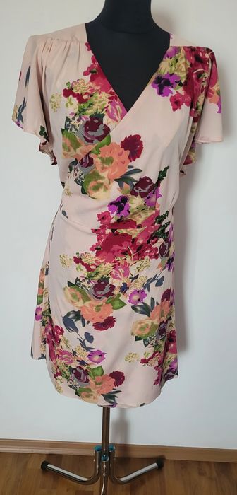 Nowa sukienka koktajlowa wiązana w pasie kwiatowy print plus size