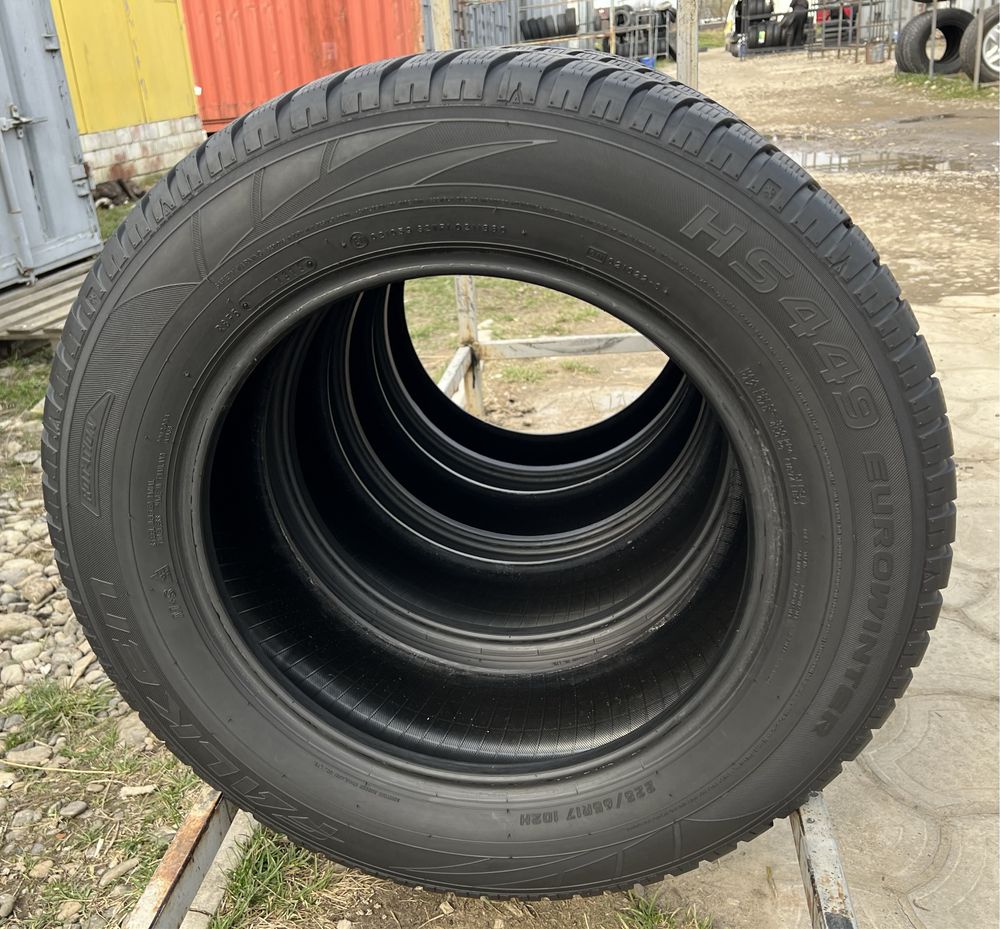 Шини 225/65 R17 Falken