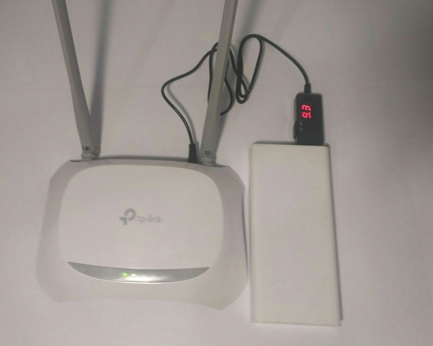 USB перетворювач напруги, кабель для роутера з дисплеєм на 9 або 12V