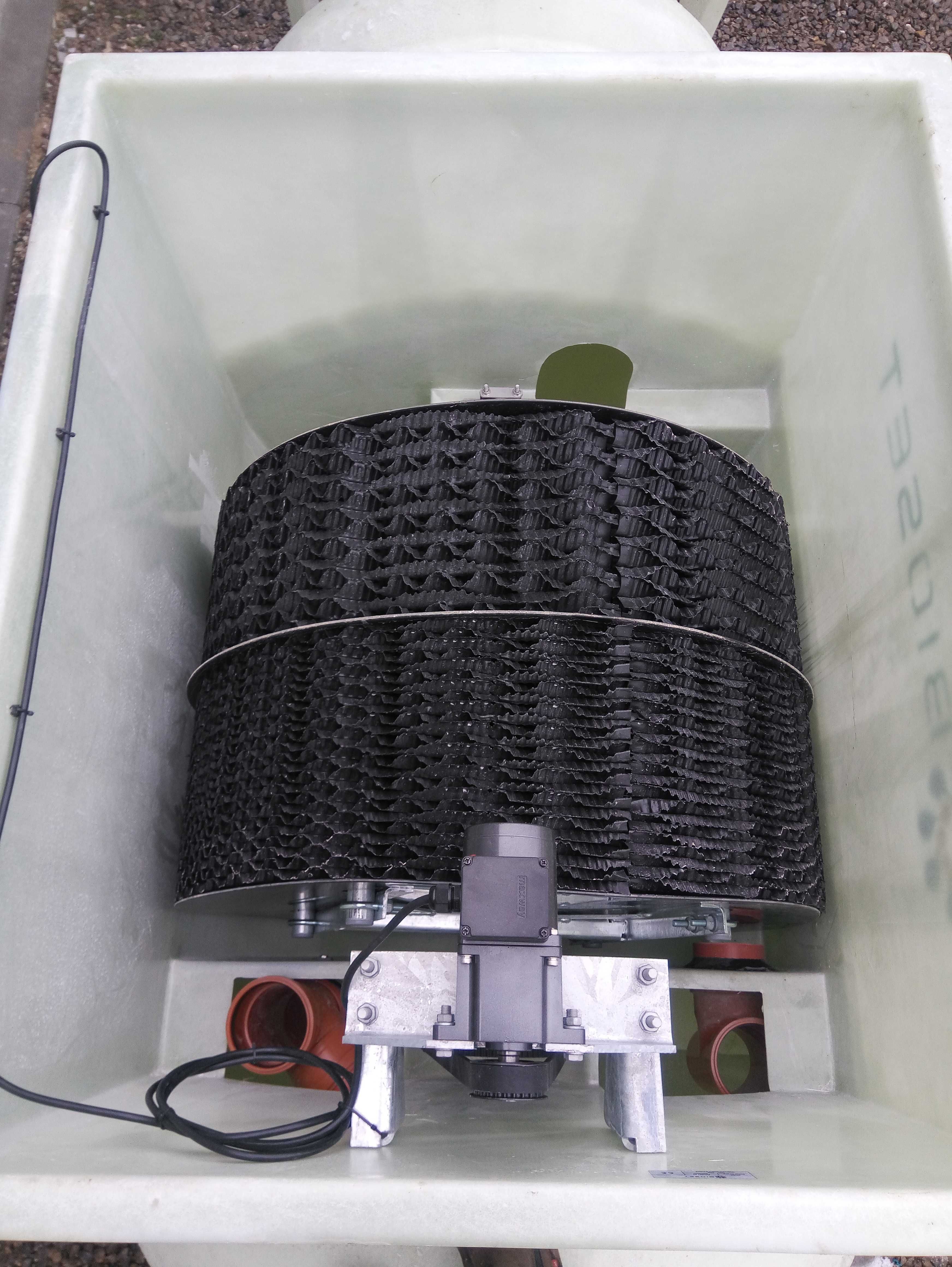 Oczyszczalnia  biologiczna RotoSET 5H , jak Biodisc, kompleksowo