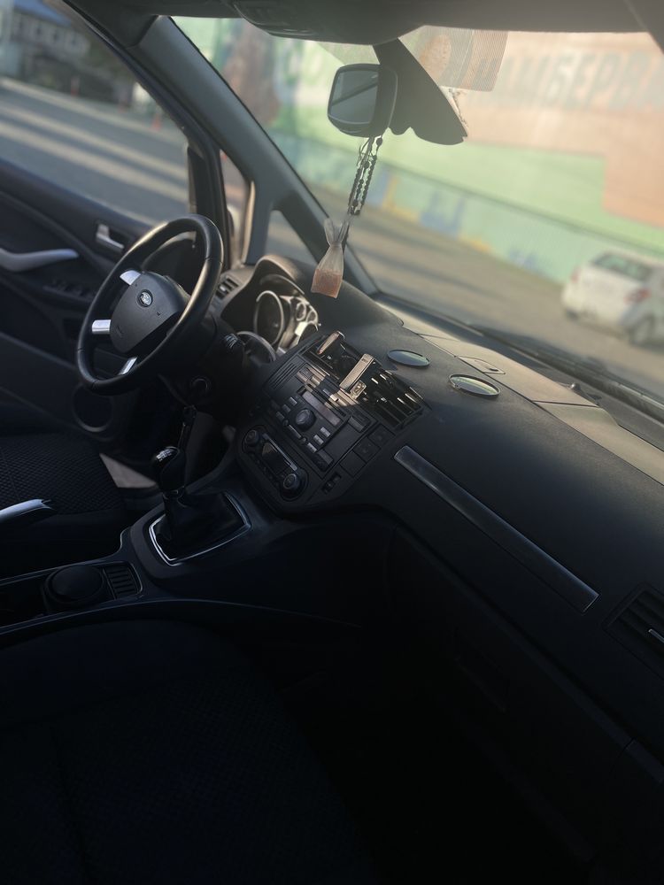 Продається автомобіль Форд C-max titaniun