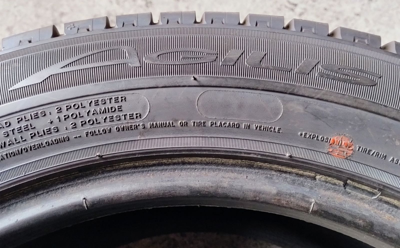 Шини літні R17C 215/60 Michelin Agilis
