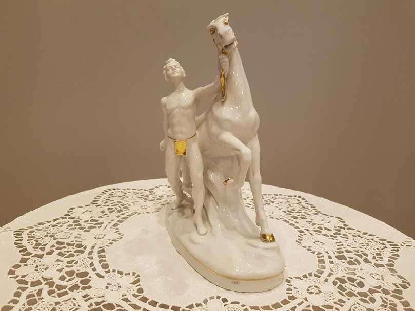 Figurka "Mężczyzna i koń", porcelana Carl Scheidig Gräfenthal.