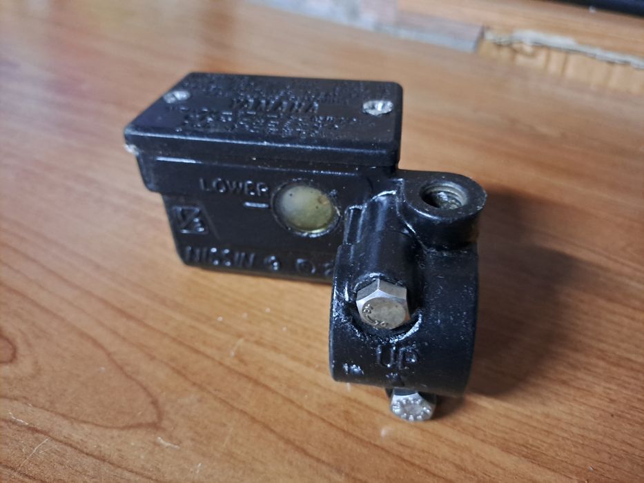 Bomba dianteira RZ50 Yamaha