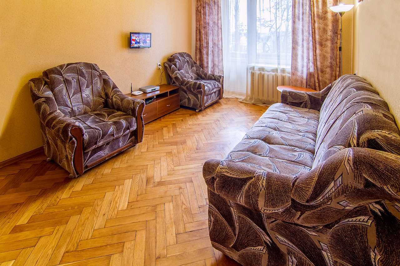 Двокімнатна Палац Україна