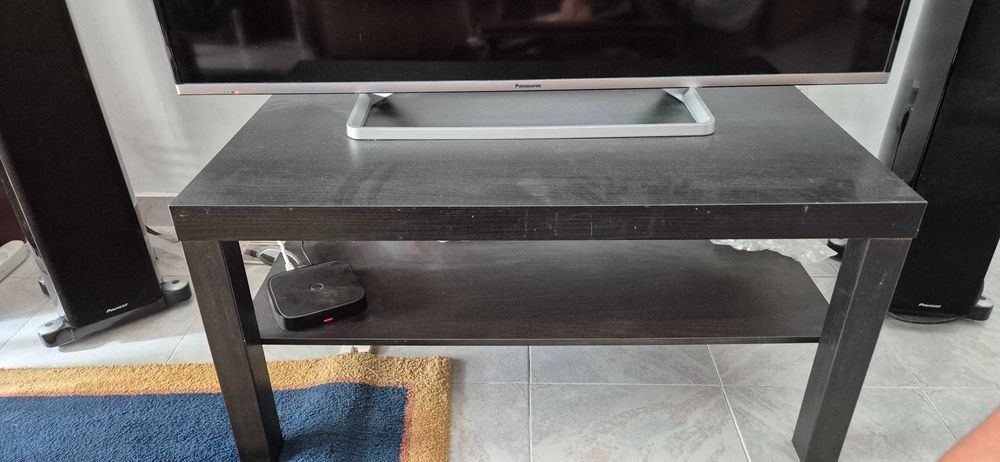 Mesa TV em óptimo estado