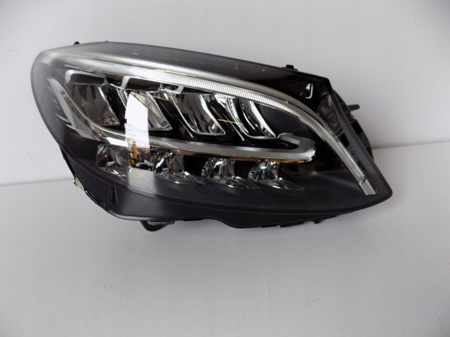 Lampa mercedes benz C W205 Lci Led   prawa 6406