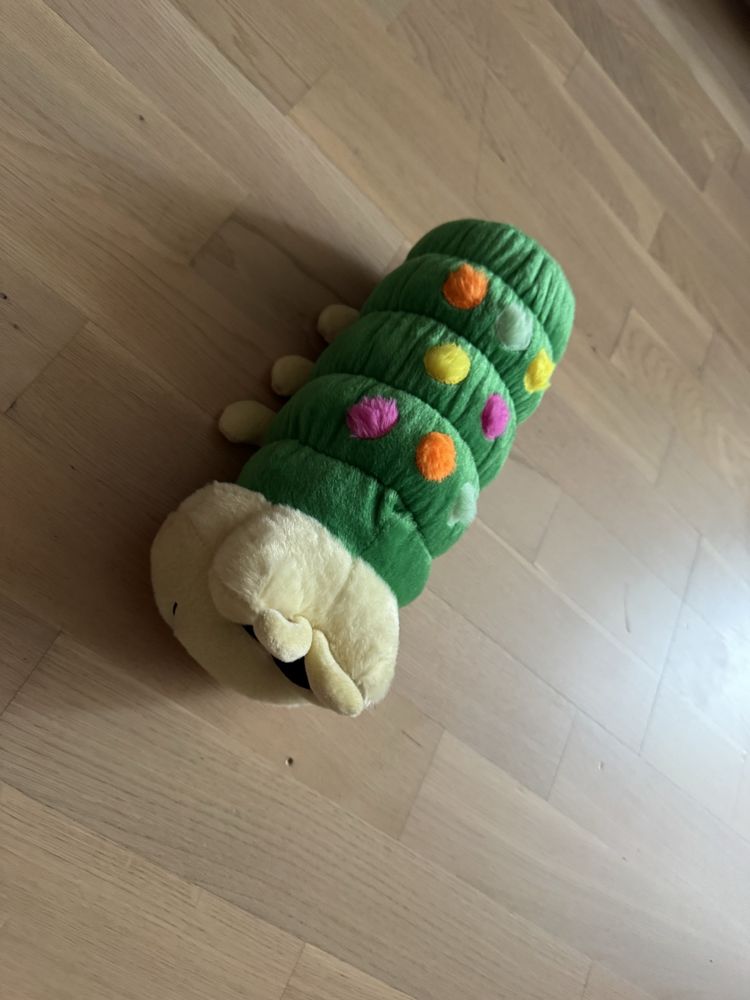 Мягкая игрушка гусенница