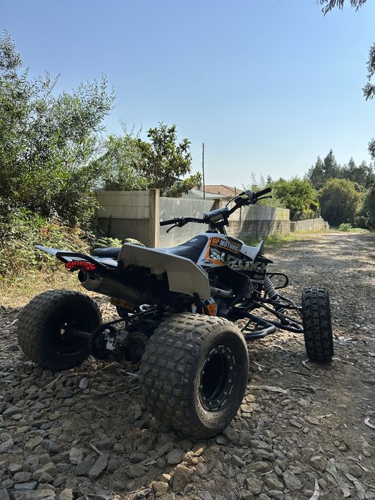 Suzuki LTR 450 como nova
