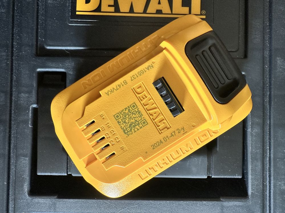 Akumulator Dewalt 5Ah 18V PowerStack Nowy