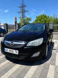 Продам Opel Astra J 2012р. Дизель 1.7