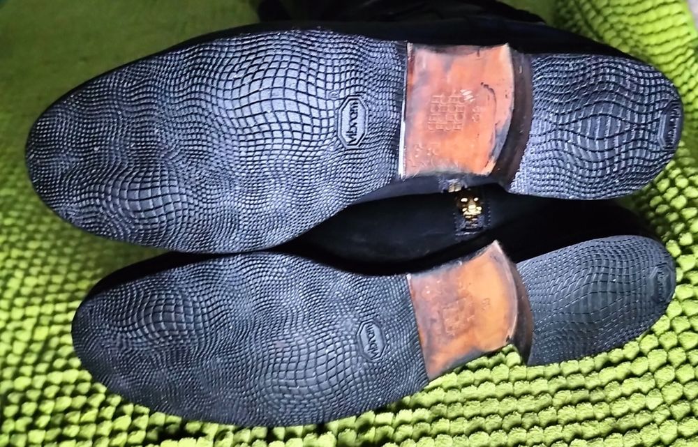Botas em Pele Marca Carolina Herrera