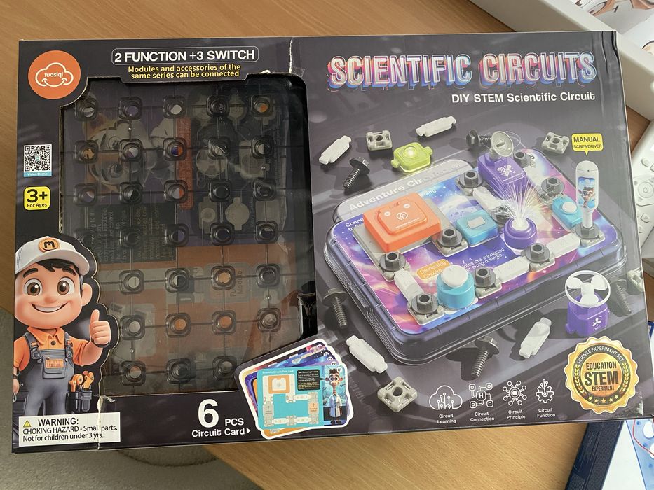 Конструктор електронний Scientific Circuits STEM 77-55 K, 46 елементів