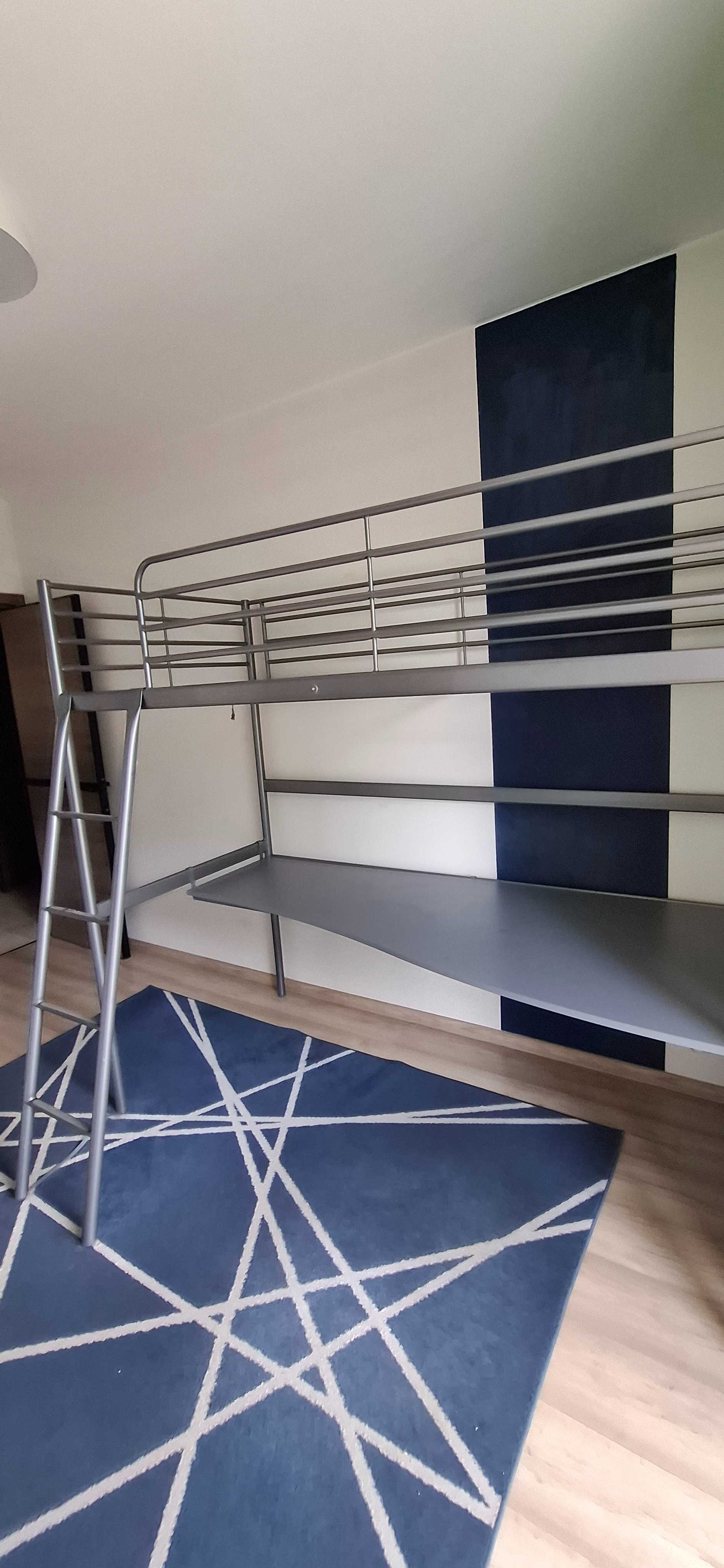 Łóżko piętrowe z biurkiem Svarta (IKEA)