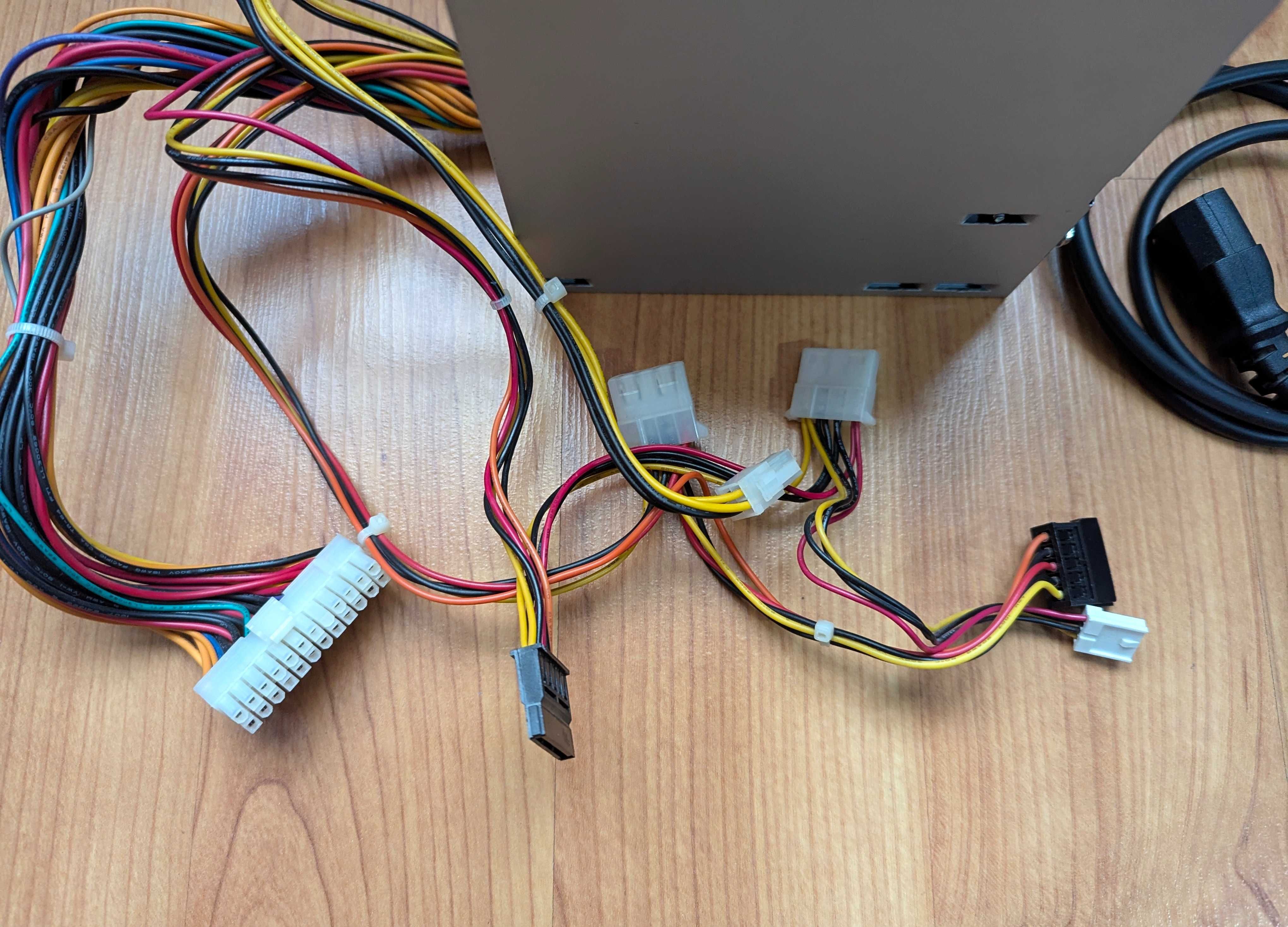 Блок питания DELUX ATX - 400W (P4)