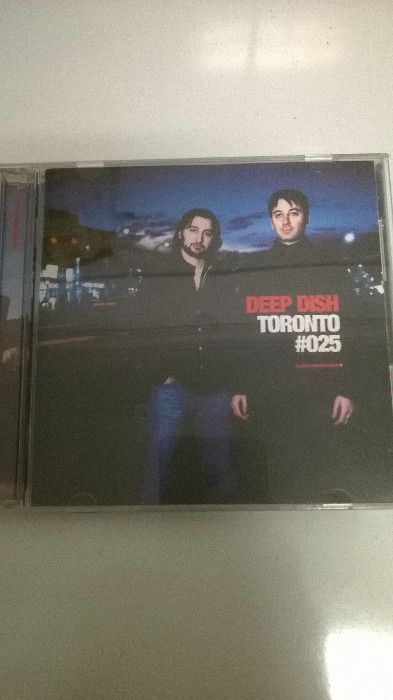 Deep Dish - Toronto #25 (portes incluídos)