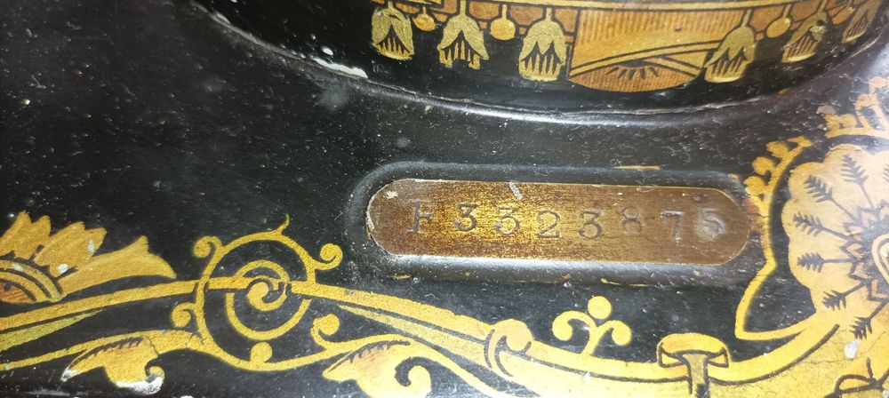 Maquina de costura singer