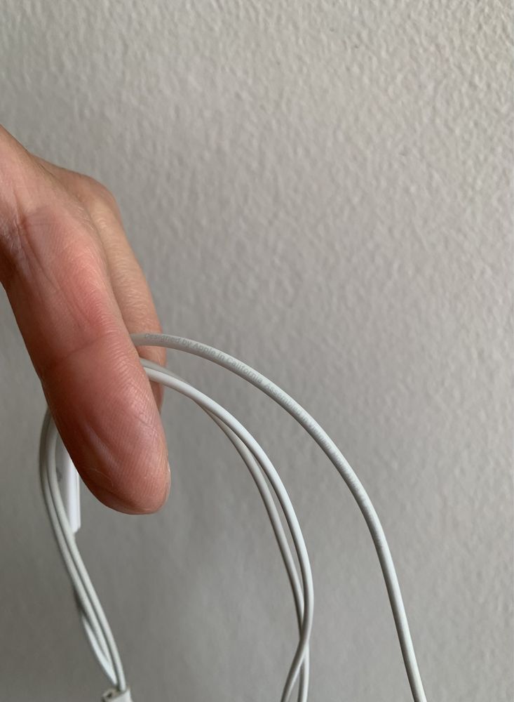 Apple iPhone EarPods. Оригінал