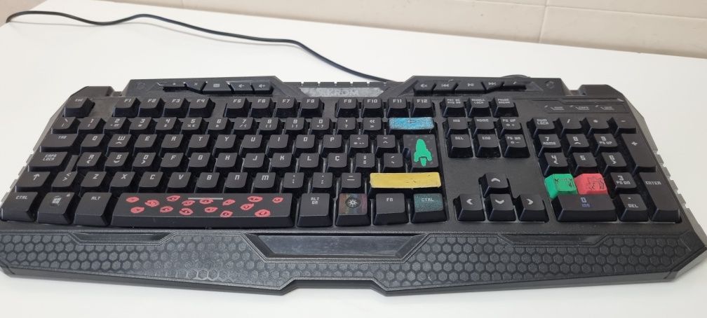 Teclado Krom Nxkromkira