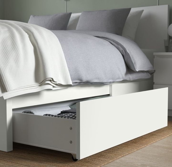 Cama Malm 140x200 com 2 gavetões e estrado