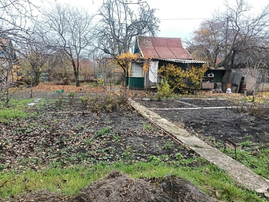 Продам дачний будиночок