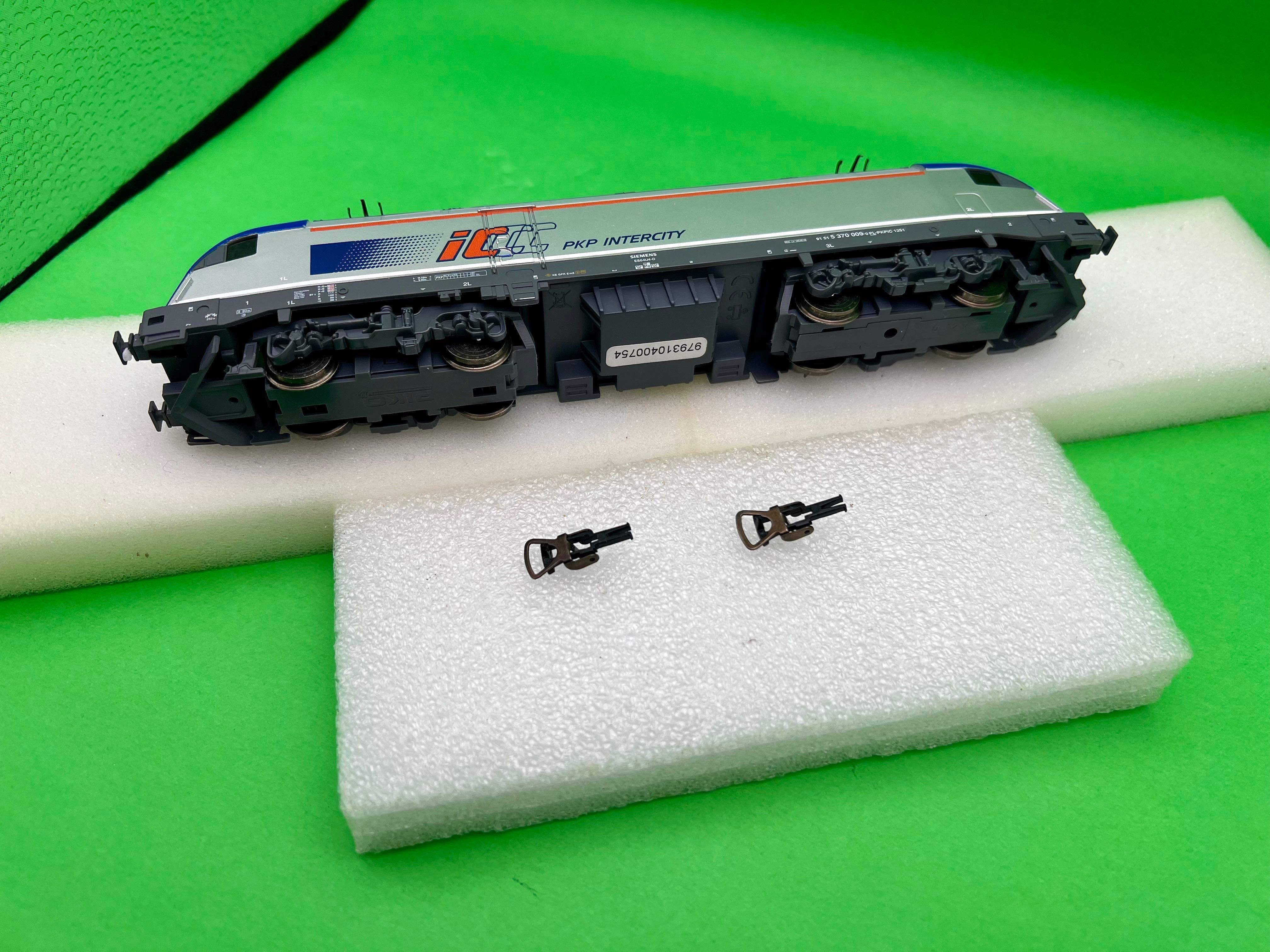 Потяг PIKO EU44-009 intercity PKP 1:87 HO