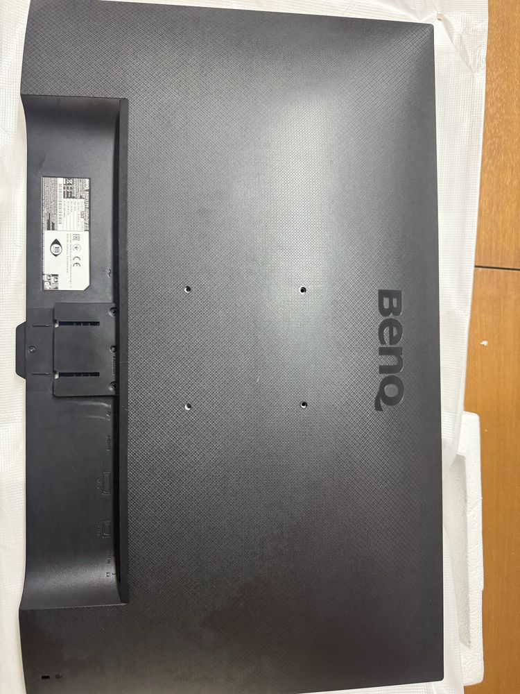 Monitor benQ 27” 75hz