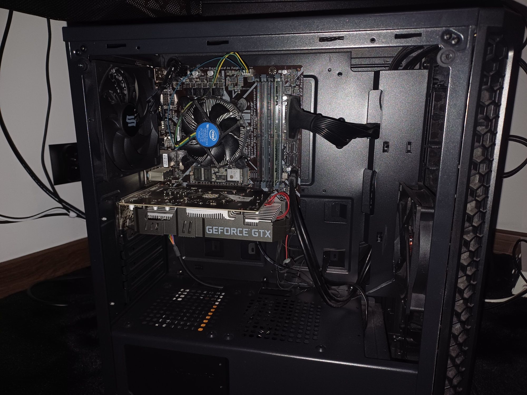 Komputer stacjonarny i5, 1650, 8GB, SSD