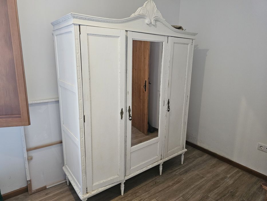 Roupeiro/Móvel vintage Dona Maria, remodelado