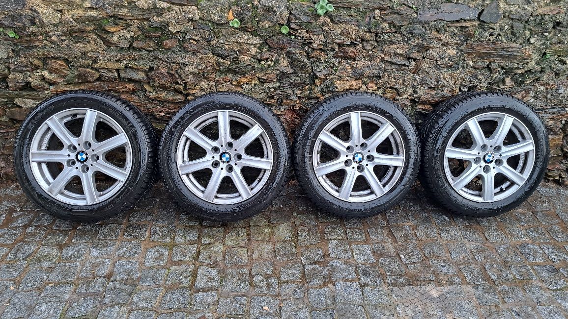 Jantes 16 5×120 BMW com pneus 205/55R16.
Possí