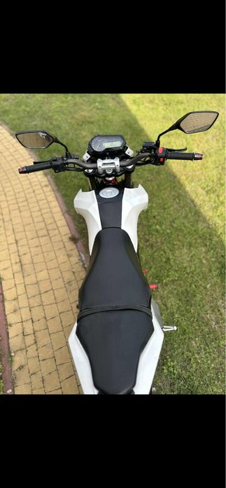 Benelli tnt 125  2019r