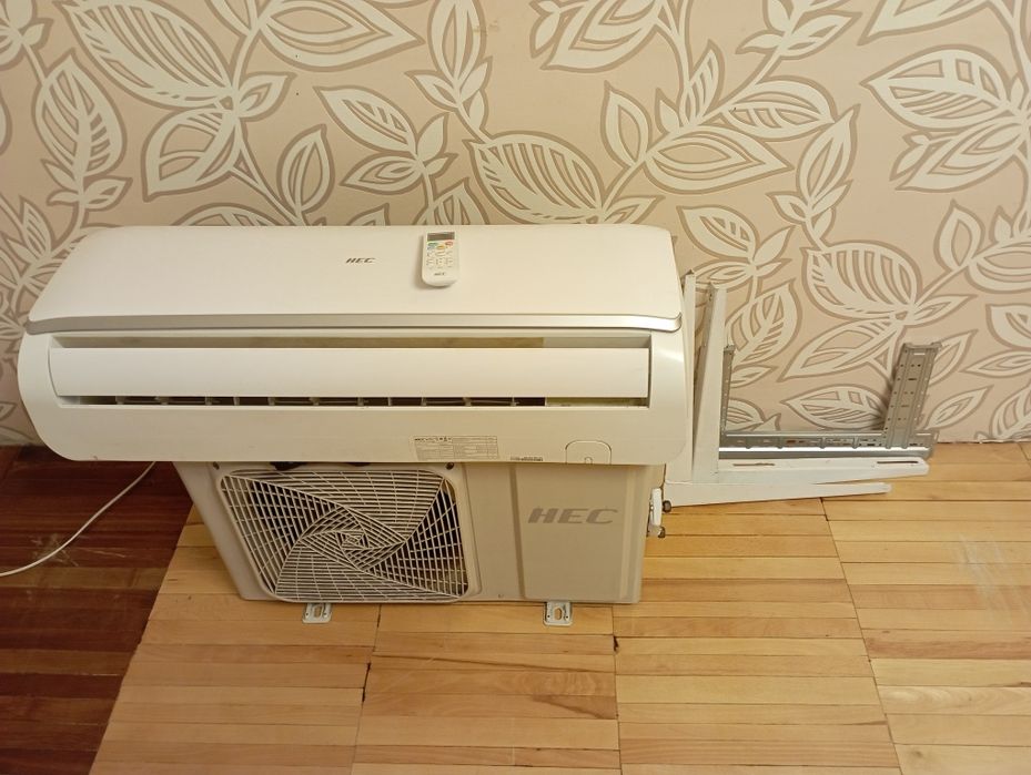 Кондиционер HAIER HEC-12HTD03/R2(1)