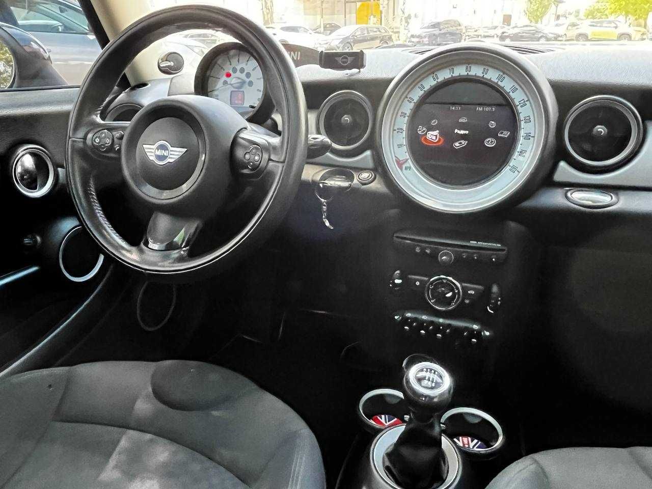 Mini Cooper 1,6 бензин механика