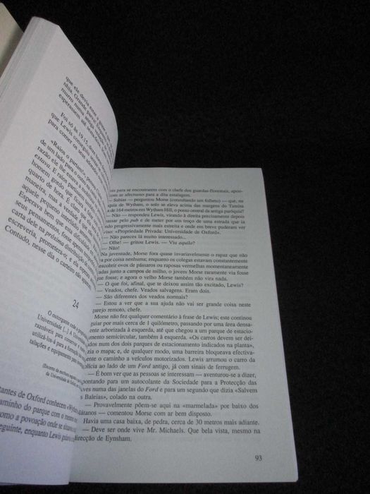 Livro Desaparecida no bosque Colin Dexter