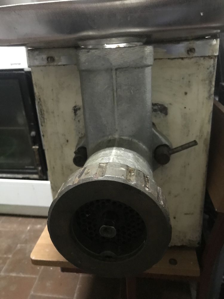 Мясорубка промышленная МИМ-300
