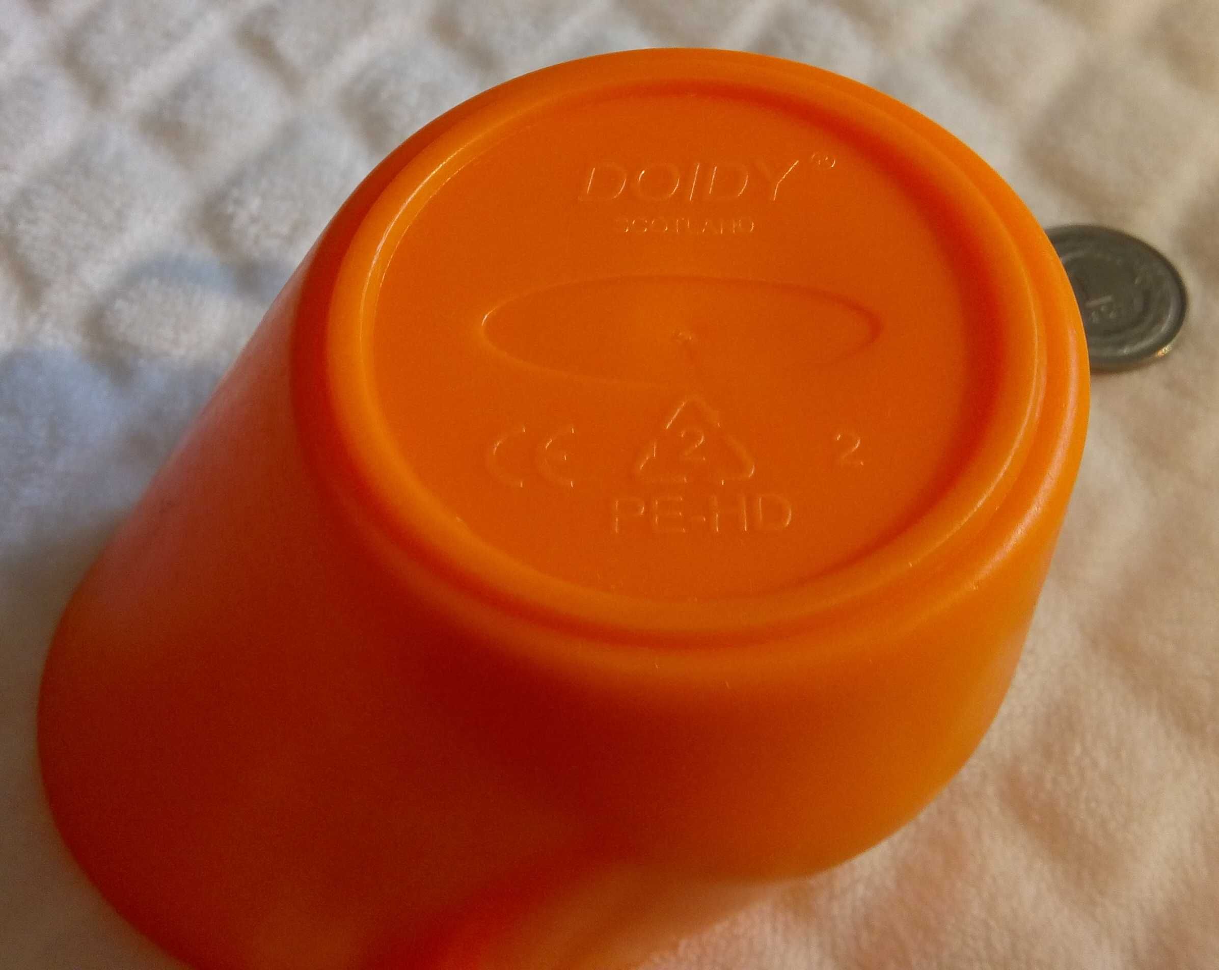 Kubeczek Doidy Cup, pomarańczowy, 0,2L (Dla dziecka 0-3)
